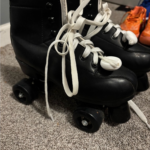 Classic rollerskates - Picture 3 of 4